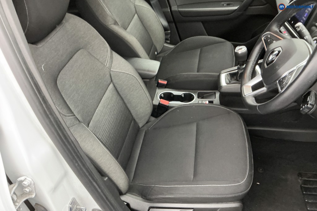 Renault Captur Iconic Manual Petrol SUV - Stock Number (1633231) - 5th supplementary image