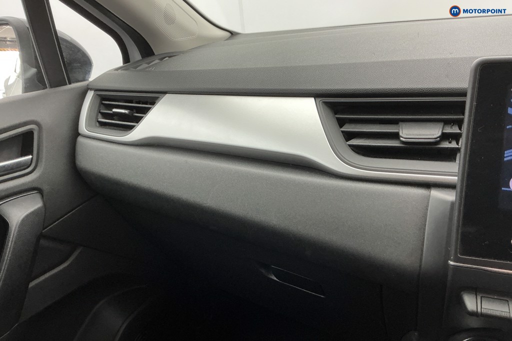 Renault Captur Iconic Manual Petrol SUV - Stock Number (1633231) - 17th supplementary image