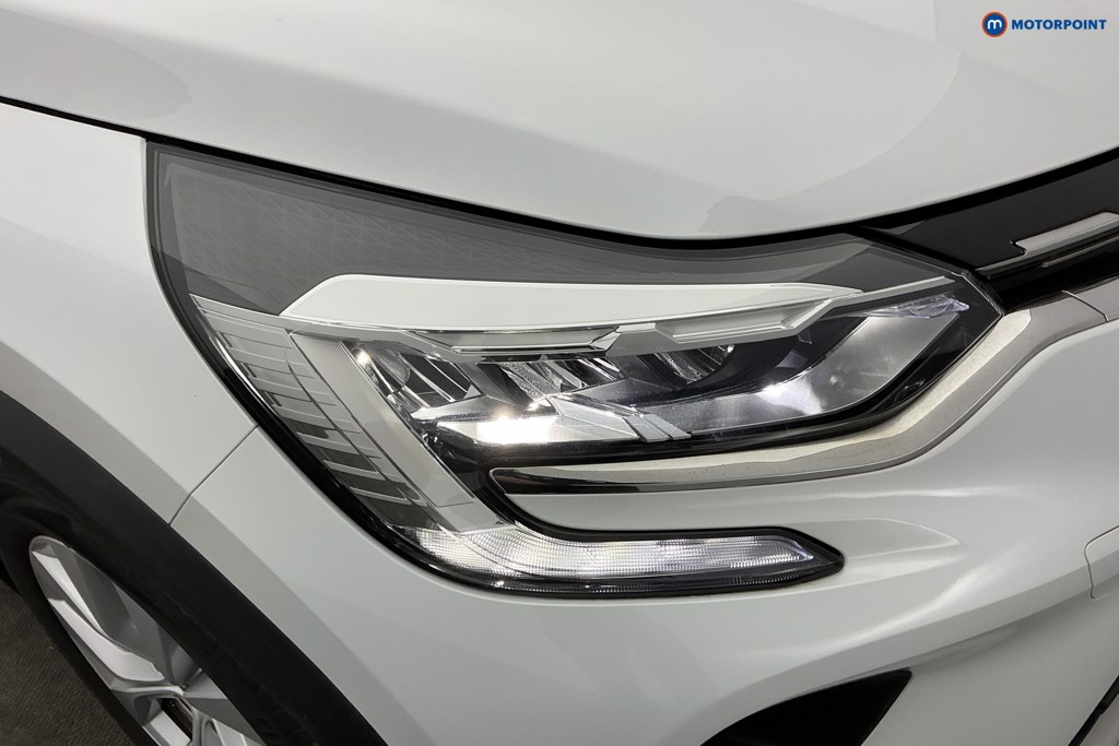 Renault Captur Iconic Manual Petrol SUV - Stock Number (1633231) - 28th supplementary image