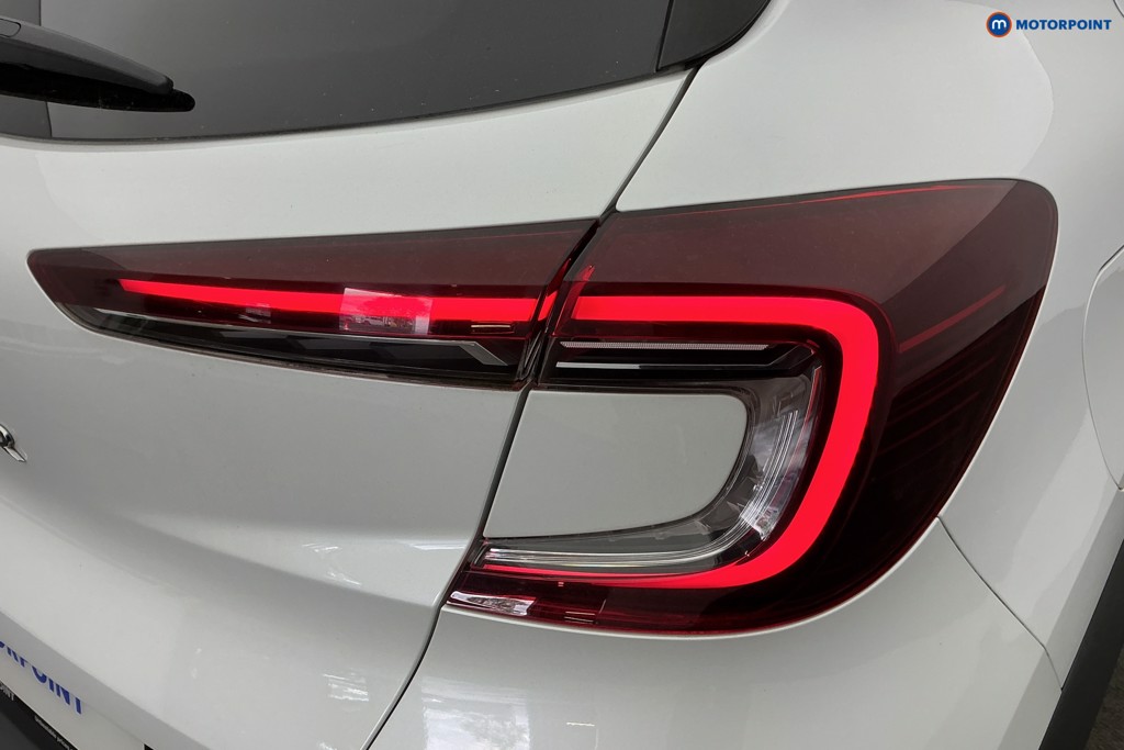 Renault Captur Iconic Manual Petrol SUV - Stock Number (1633231) - 29th supplementary image