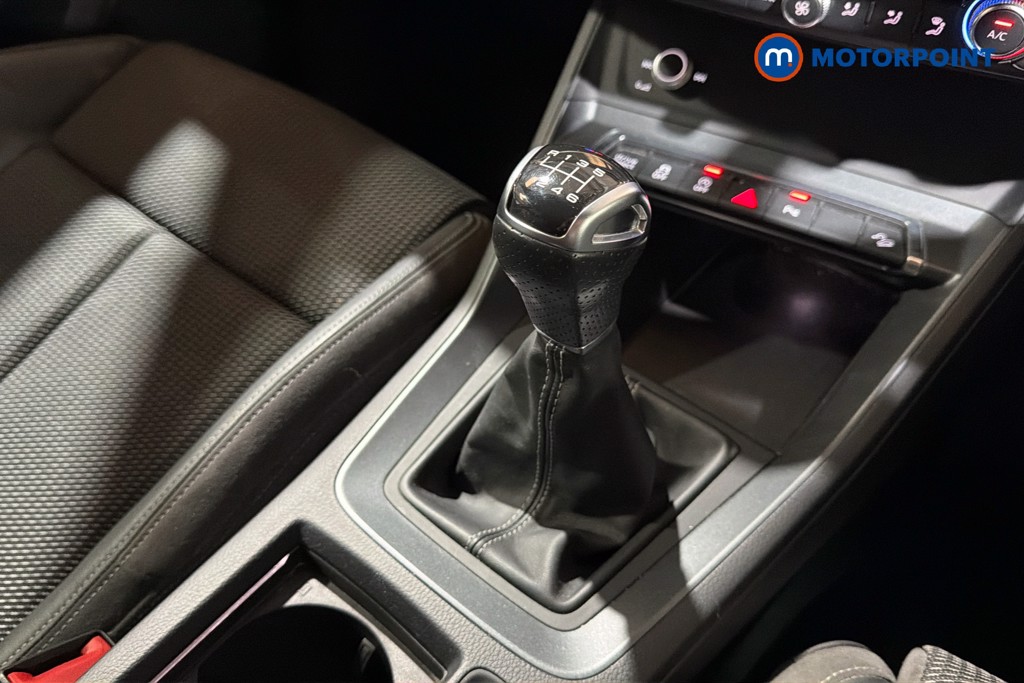 Audi Q3 Black Edition Manual Petrol SUV - Stock Number (1633299) - 15th supplementary image