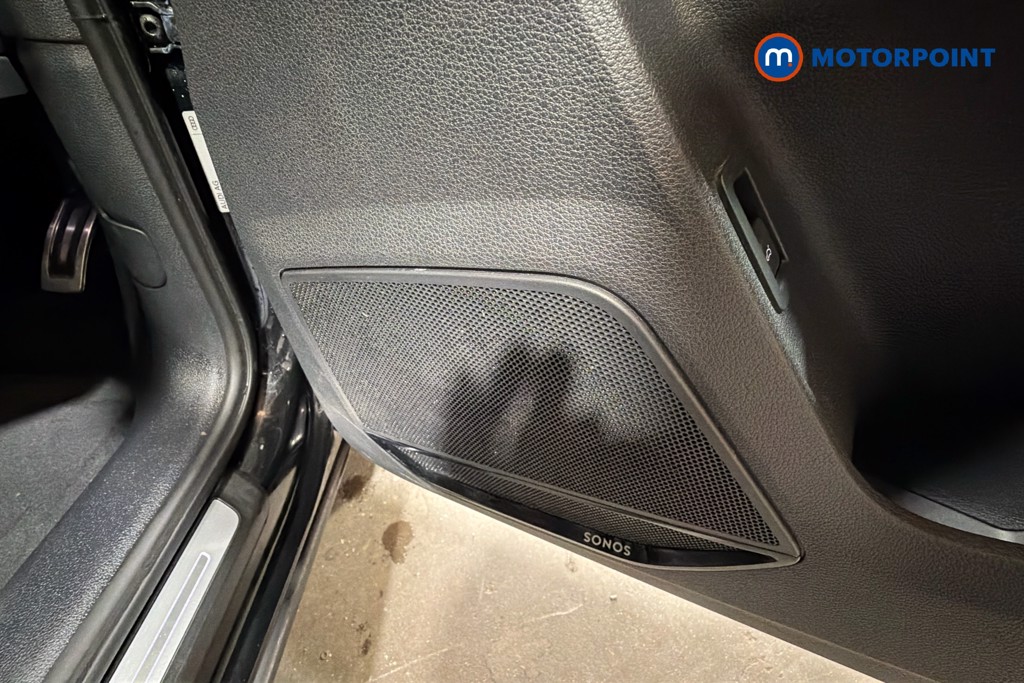Audi Q3 Black Edition Manual Petrol SUV - Stock Number (1633299) - 21st supplementary image