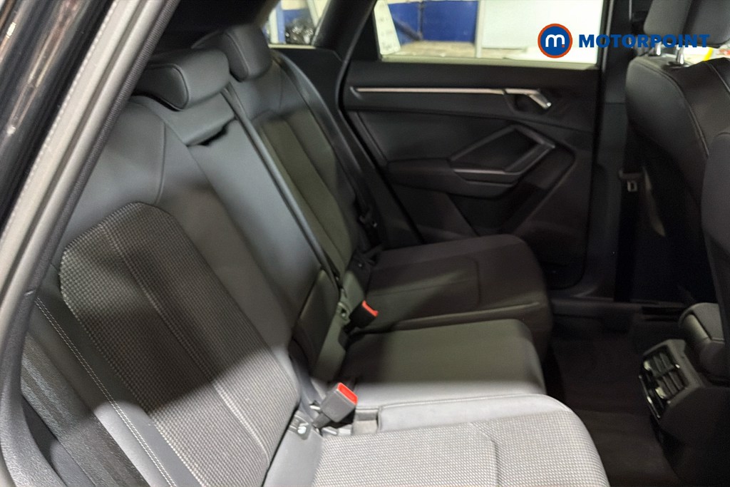 Audi Q3 Black Edition Manual Petrol SUV - Stock Number (1633299) - 28th supplementary image