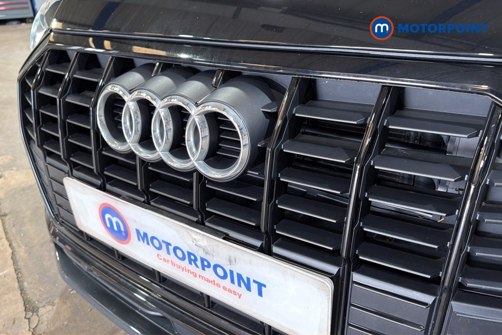 Audi Q3 Black Edition Manual Petrol SUV - Stock Number (1633299) - 45th supplementary image