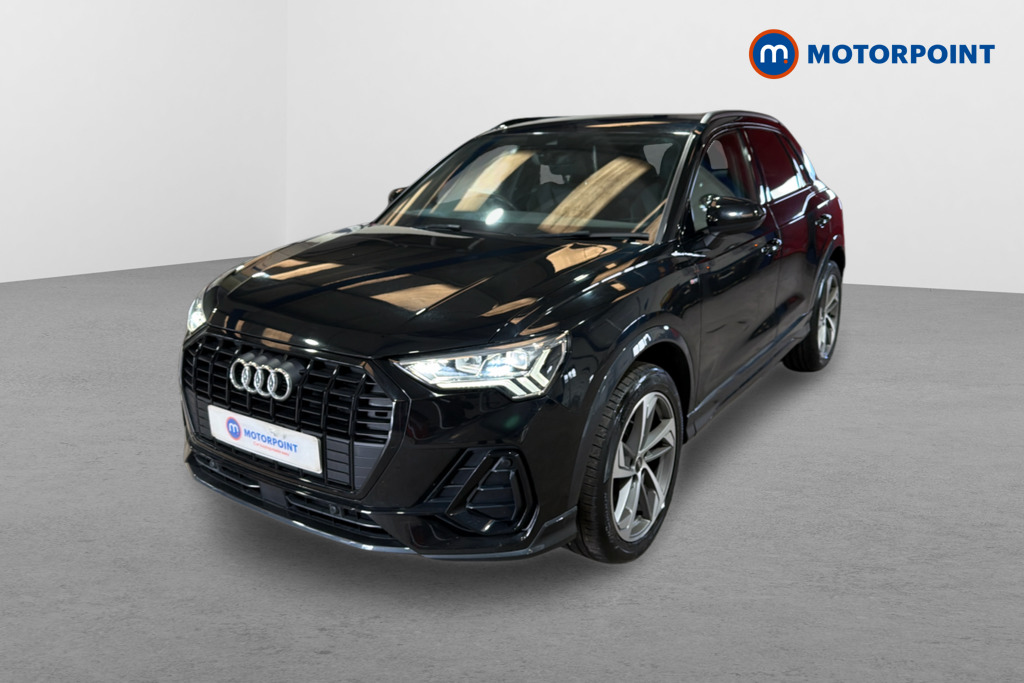 Audi Q3 Black Edition Manual Petrol SUV - Stock Number (1633299) - Passenger side front corner