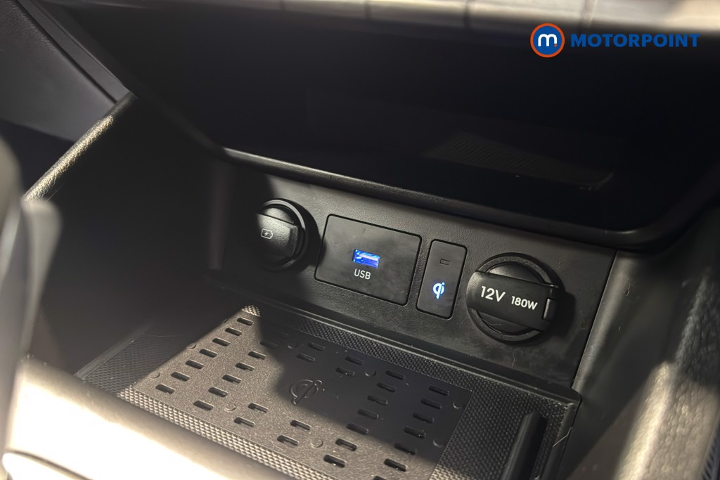 Hyundai Kona Premium Automatic Petrol-Electric Hybrid SUV - Stock Number (1633753) - 17th supplementary image