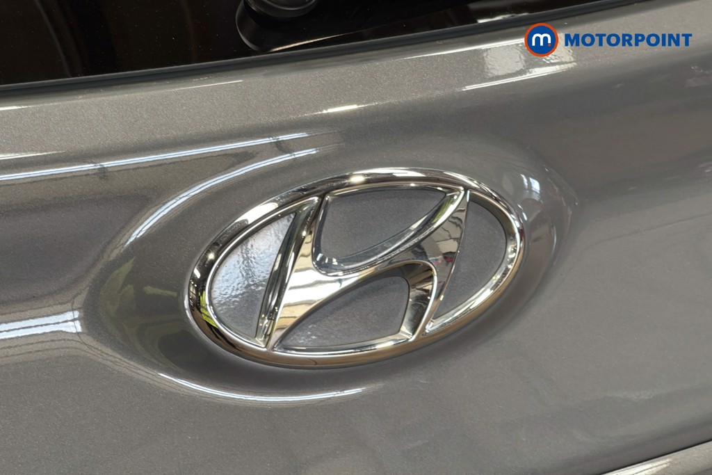 Hyundai Kona Premium Automatic Petrol-Electric Hybrid SUV - Stock Number (1633753) - 37th supplementary image