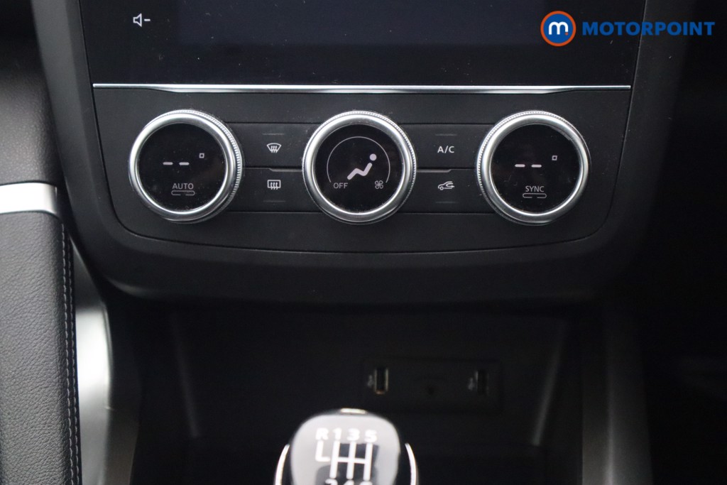 Renault Kadjar Techno Manual Petrol SUV - Stock Number (1633916) - 4th supplementary image
