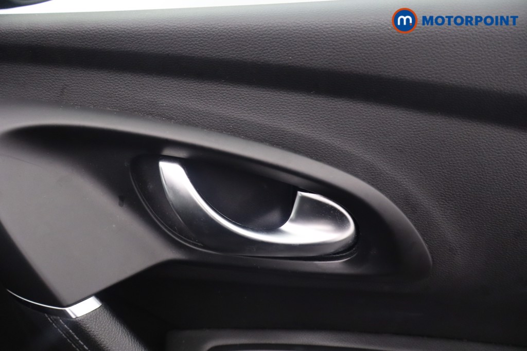 Renault Kadjar Techno Manual Petrol SUV - Stock Number (1633916) - 14th supplementary image