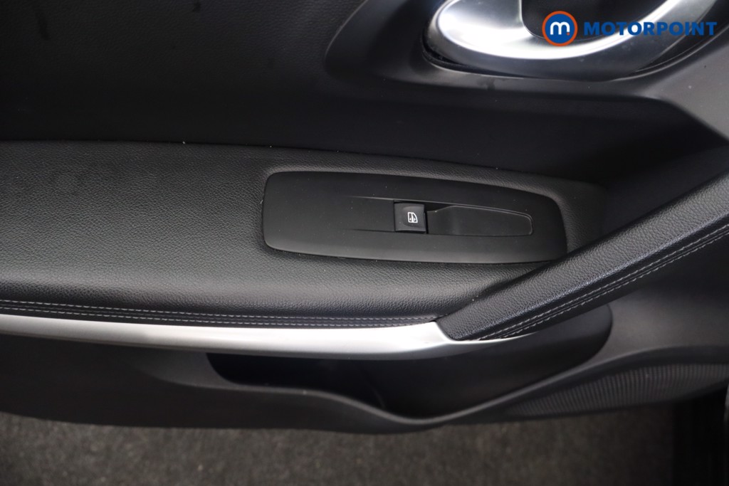 Renault Kadjar Techno Manual Petrol SUV - Stock Number (1633916) - 30th supplementary image