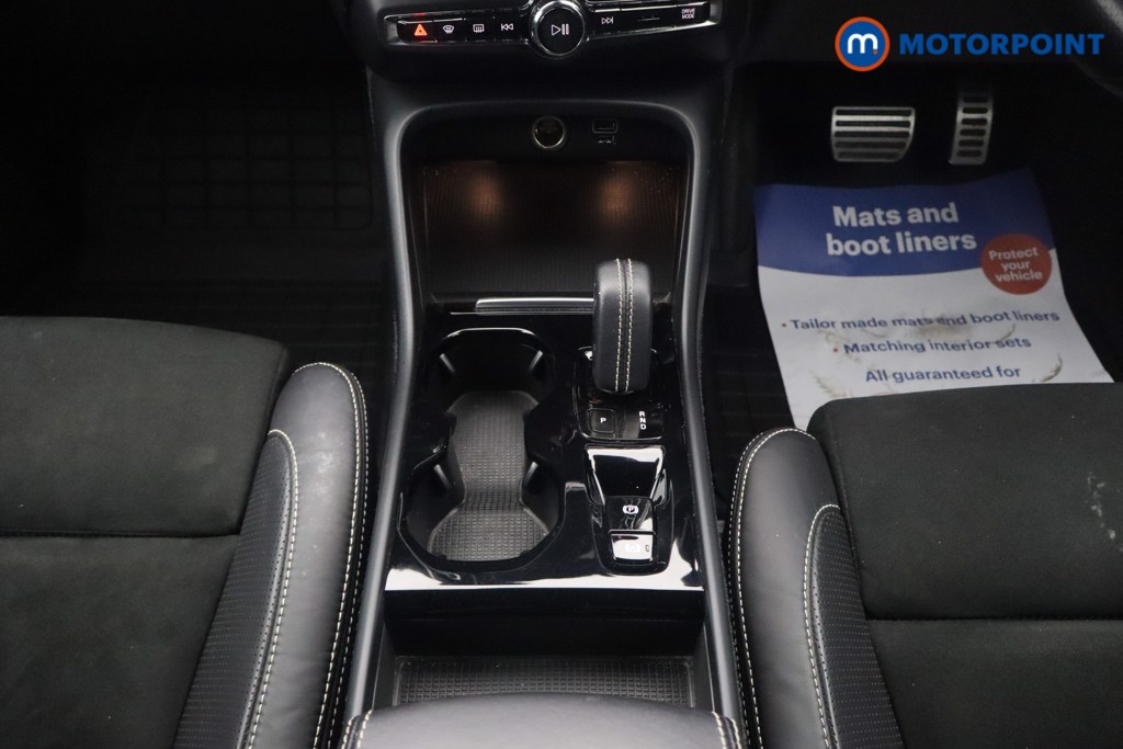 Volvo Xc40 R Design Automatic Petrol Plug-In Hybrid SUV - Stock Number (1633977) - 5th supplementary image
