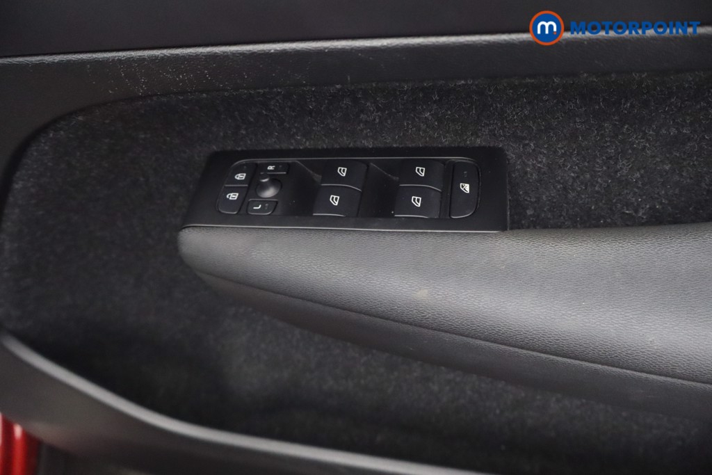Volvo Xc40 R Design Automatic Petrol Plug-In Hybrid SUV - Stock Number (1633977) - 15th supplementary image
