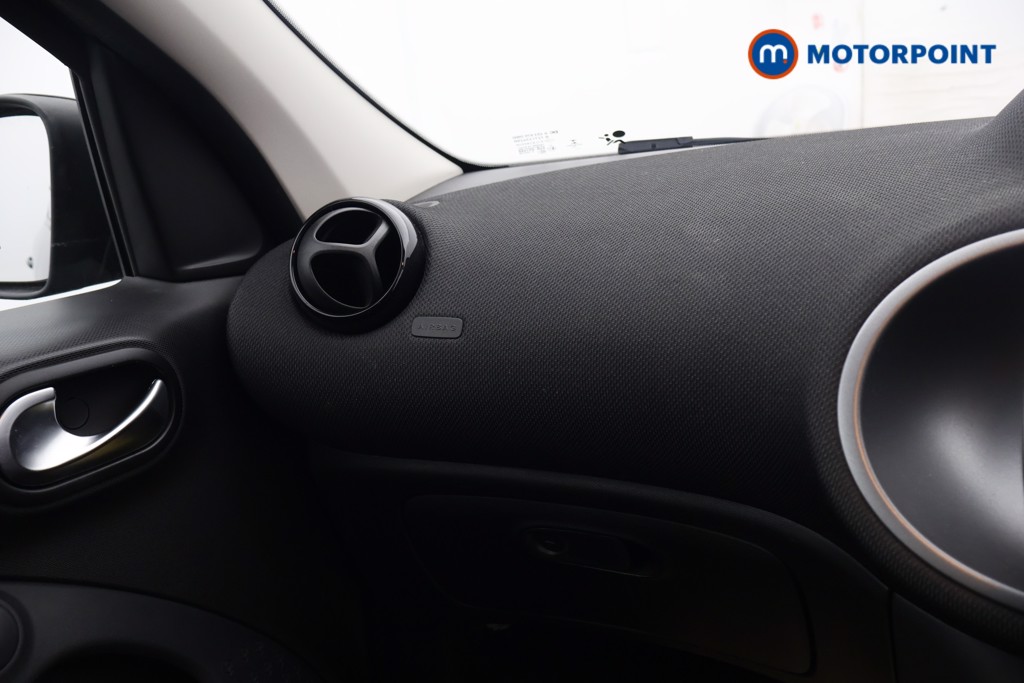 Smart Forfour Pulse Premium Automatic Electric Hatchback - Stock Number (1634540) - 9th supplementary image