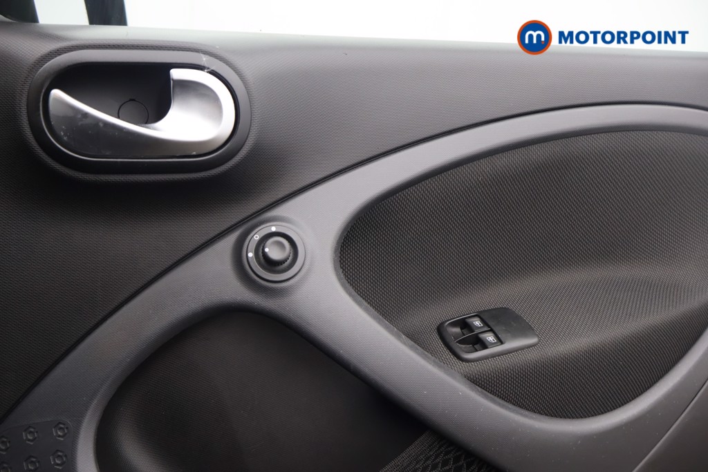 Smart Forfour Pulse Premium Automatic Electric Hatchback - Stock Number (1634540) - 10th supplementary image