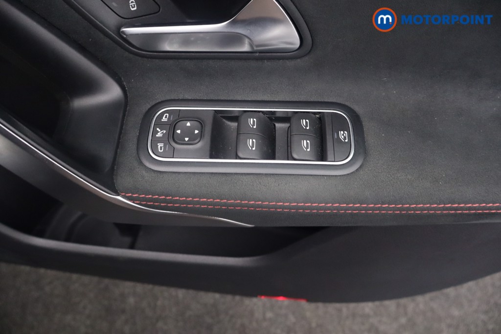 Mercedes-Benz A Class Amg Line Automatic Diesel Hatchback - Stock Number (1634762) - 17th supplementary image