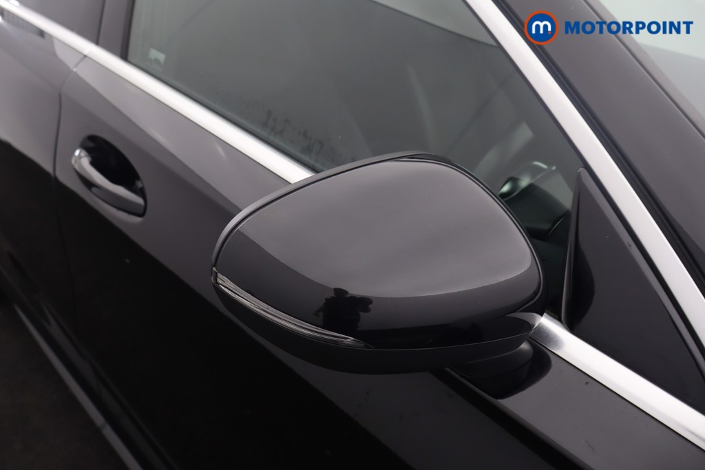 Mercedes-Benz A Class Amg Line Automatic Diesel Hatchback - Stock Number (1634762) - 38th supplementary image