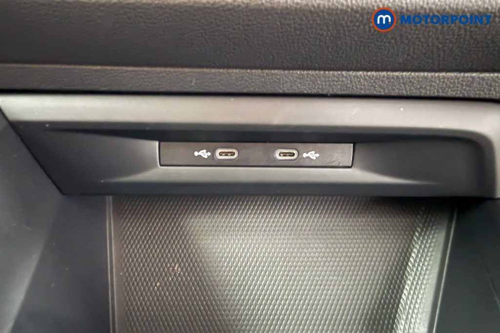 Volkswagen Golf Life Manual Petrol Hatchback - Stock Number (1634796) - 10th supplementary image