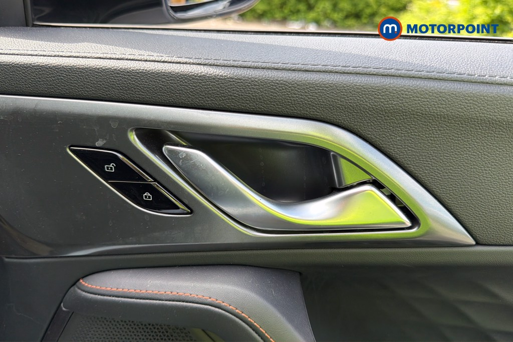 Mg Motor Uk HS Trophy Automatic Petrol-Electric Hybrid SUV - Stock Number (1634798) - 42nd supplementary image