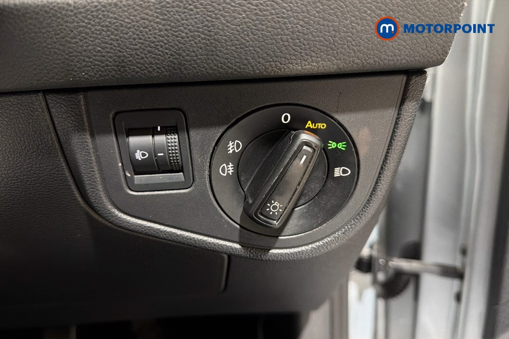 Volkswagen Taigo Life Manual Petrol SUV - Stock Number (1635709) - 18th supplementary image