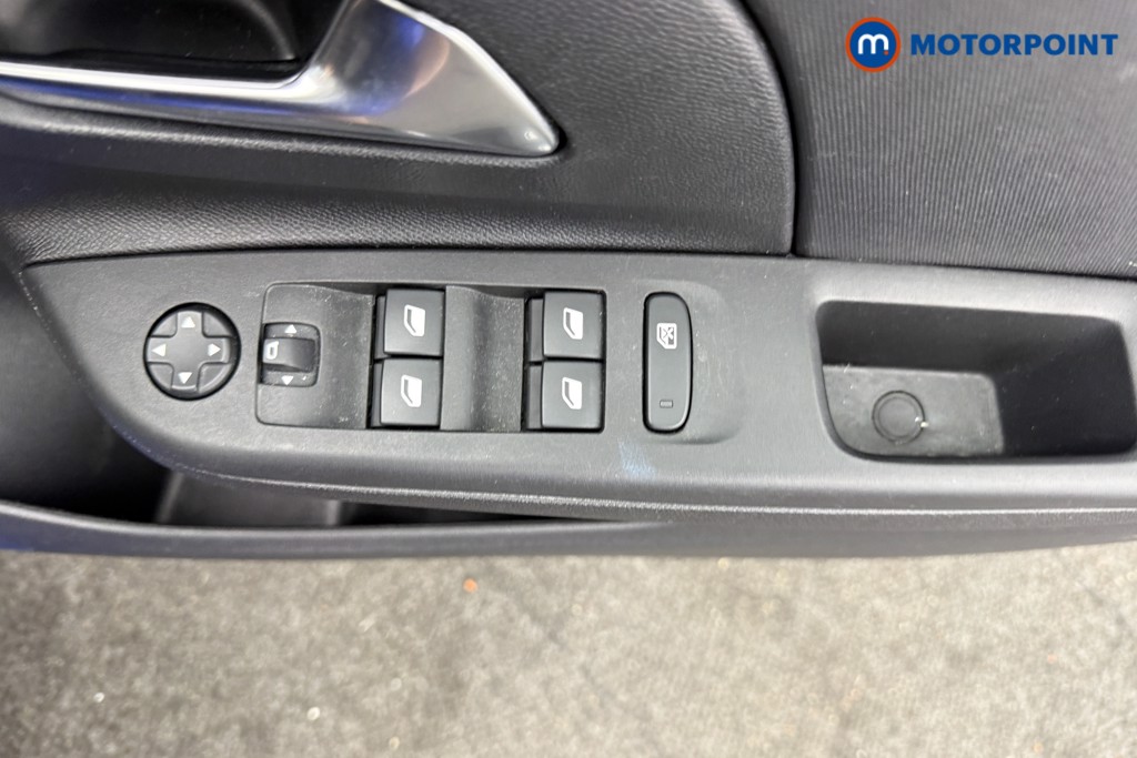 Vauxhall Corsa Design Manual Petrol Hatchback - Stock Number (1635783) - 12th supplementary image
