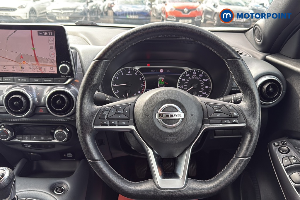 Nissan Juke N-Connecta Manual Petrol SUV - Stock Number (1635824) - 2nd supplementary image