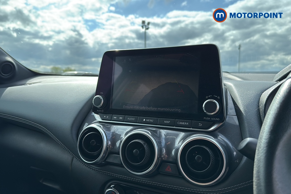 Nissan Juke N-Connecta Manual Petrol SUV - Stock Number (1635824) - 13th supplementary image