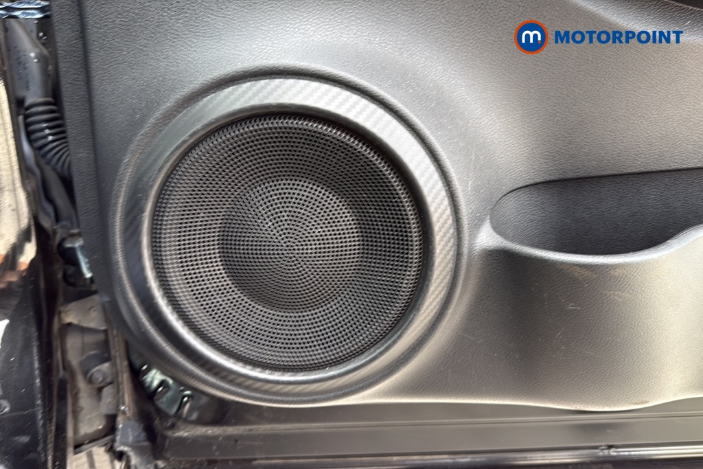 Nissan Juke N-Connecta Manual Petrol SUV - Stock Number (1635824) - 21st supplementary image