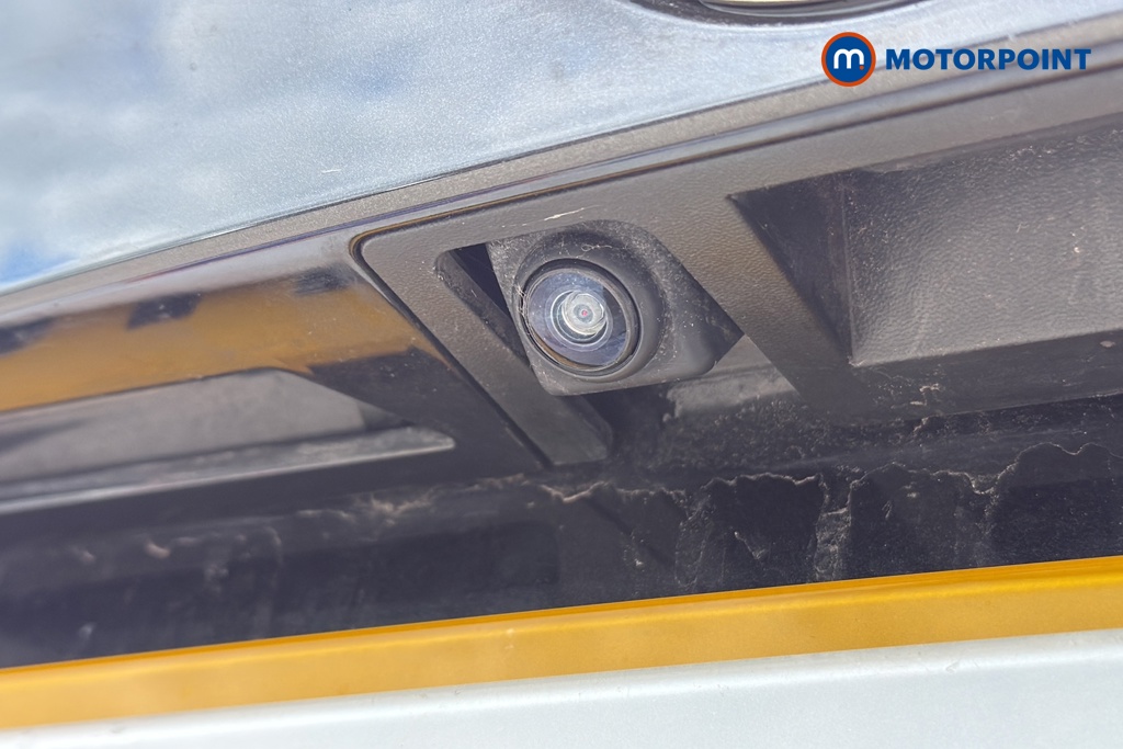 Nissan Juke N-Connecta Manual Petrol SUV - Stock Number (1635824) - 37th supplementary image