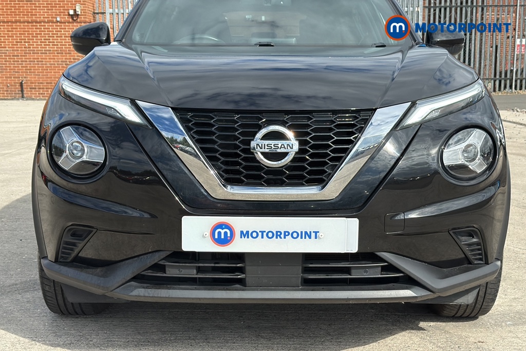 Nissan Juke N-Connecta Manual Petrol SUV - Stock Number (1635824) - 43rd supplementary image