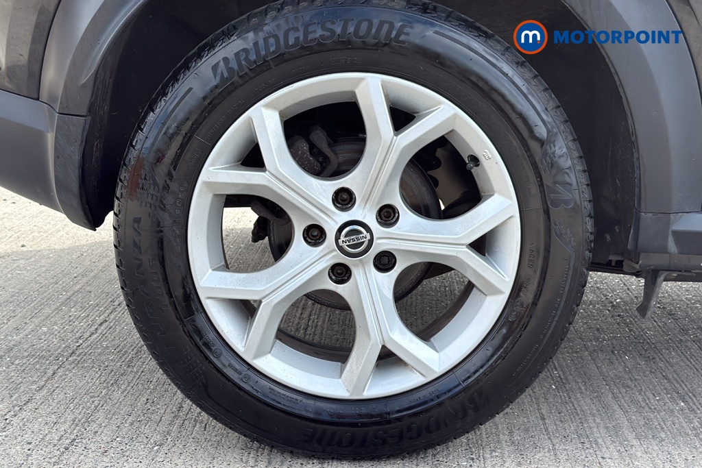 Nissan Juke N-Connecta Manual Petrol SUV - Stock Number (1635824) - 46th supplementary image