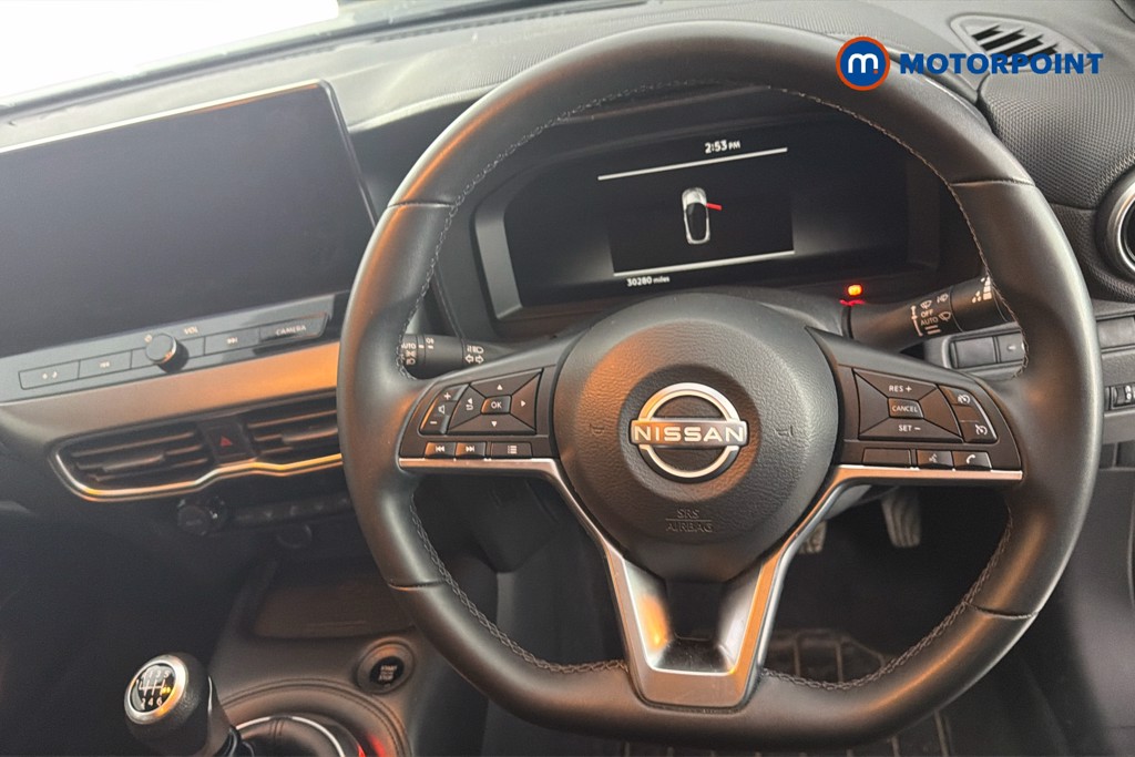Nissan Juke N-Connecta Manual Petrol SUV - Stock Number (1635845) - 2nd supplementary image