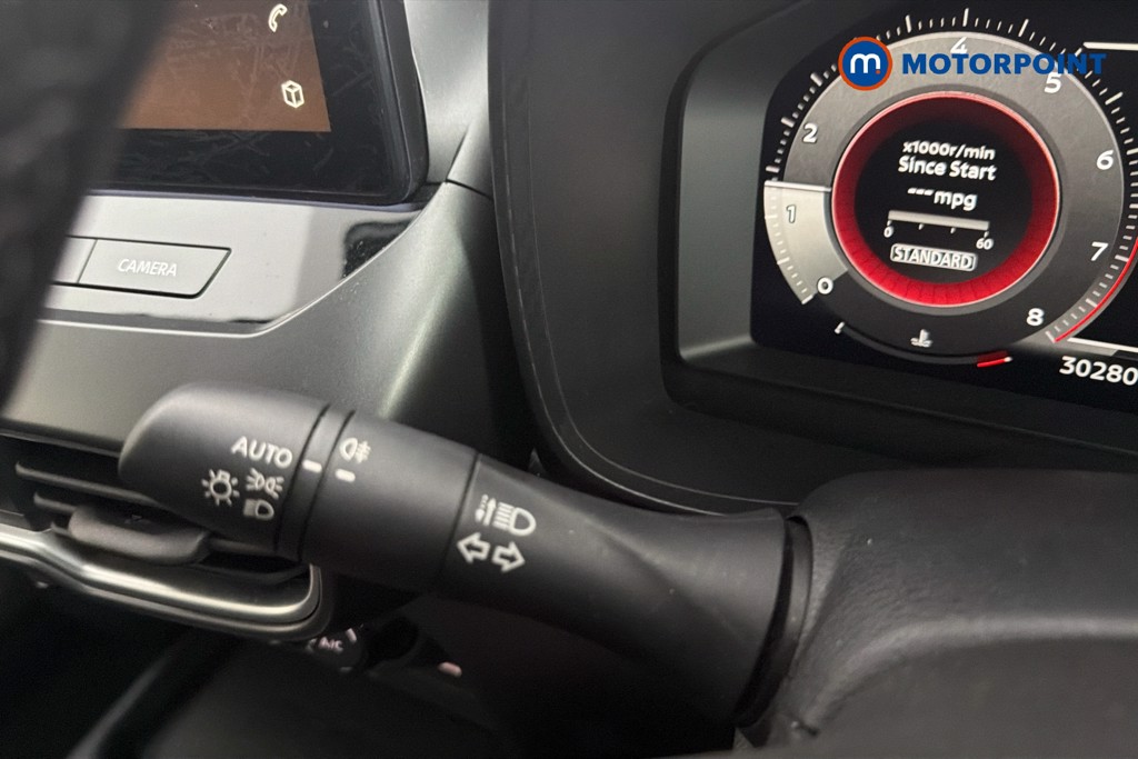 Nissan Juke N-Connecta Manual Petrol SUV - Stock Number (1635845) - 6th supplementary image