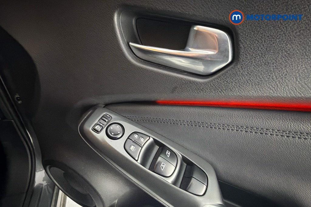 Nissan Juke N-Connecta Manual Petrol SUV - Stock Number (1635845) - 19th supplementary image