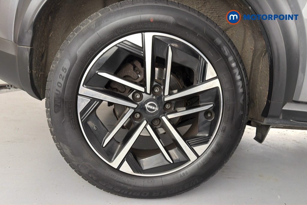 Nissan Juke N-Connecta Manual Petrol SUV - Stock Number (1635845) - 49th supplementary image