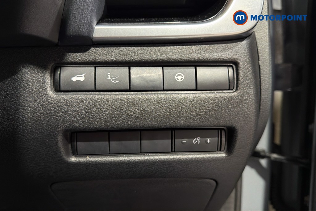 Nissan Qashqai Tekna Automatic Petrol-Electric Hybrid SUV - Stock Number (1636086) - 18th supplementary image