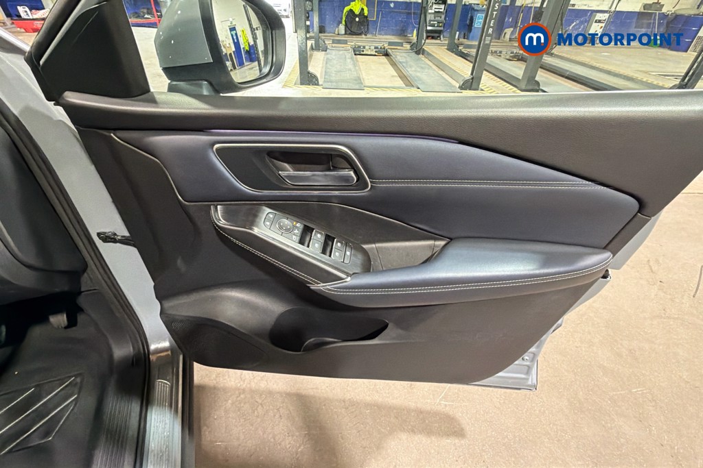 Nissan Qashqai Tekna Automatic Petrol-Electric Hybrid SUV - Stock Number (1636086) - 19th supplementary image