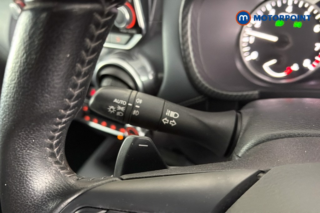 Nissan Juke Tekna Automatic Petrol SUV - Stock Number (1636125) - 6th supplementary image