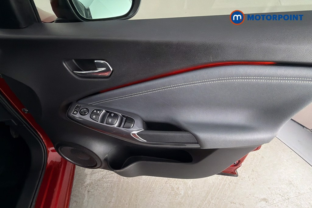 Nissan Juke Tekna Automatic Petrol SUV - Stock Number (1636125) - 19th supplementary image