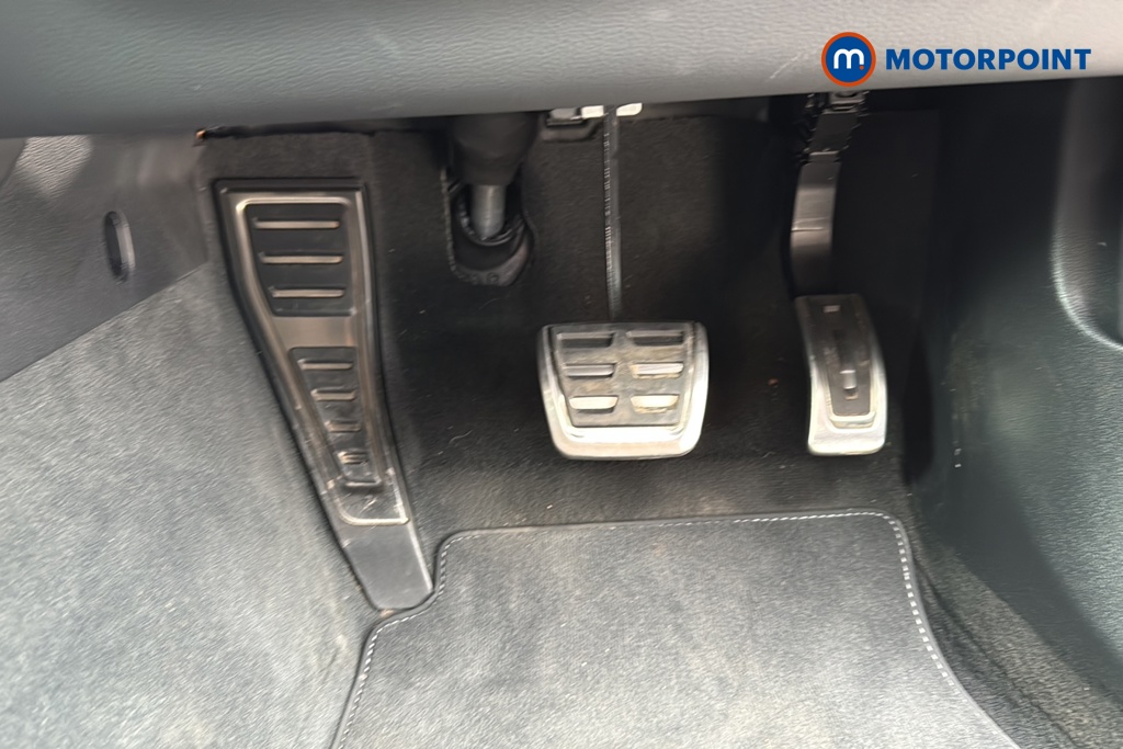 Audi A4 S Line Automatic Petrol Estate - Stock Number (1636202) - 24th supplementary image