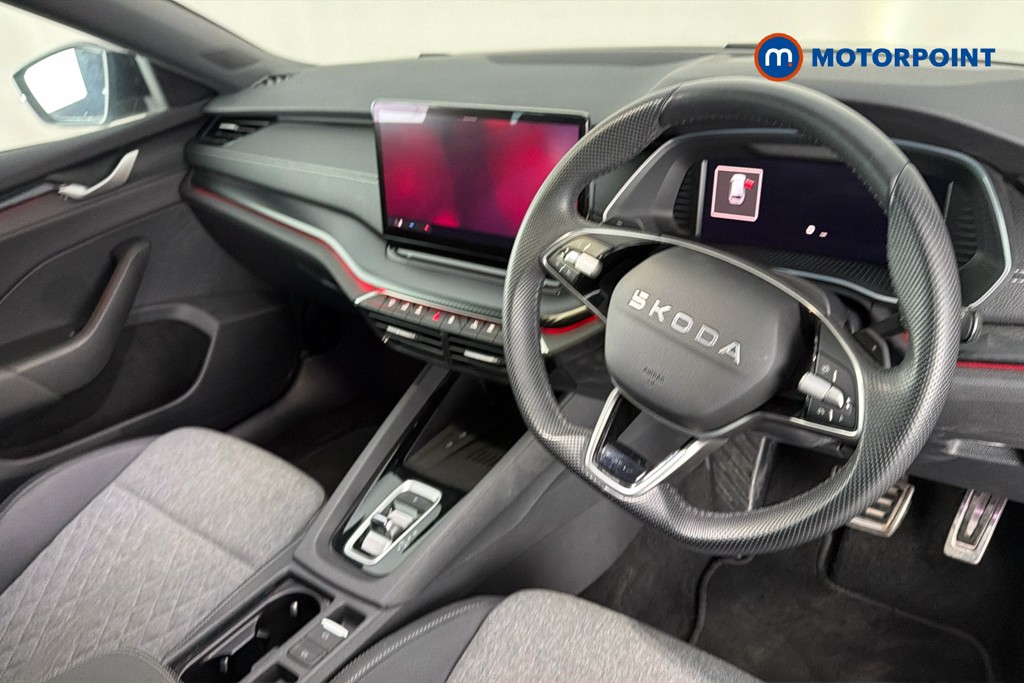 Skoda Octavia Sportline Automatic Petrol Estate - Stock Number (1636965) - 2nd supplementary image