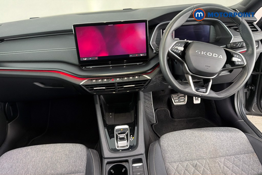 Skoda Octavia Sportline Automatic Petrol Estate - Stock Number (1636965) - 1st supplementary image