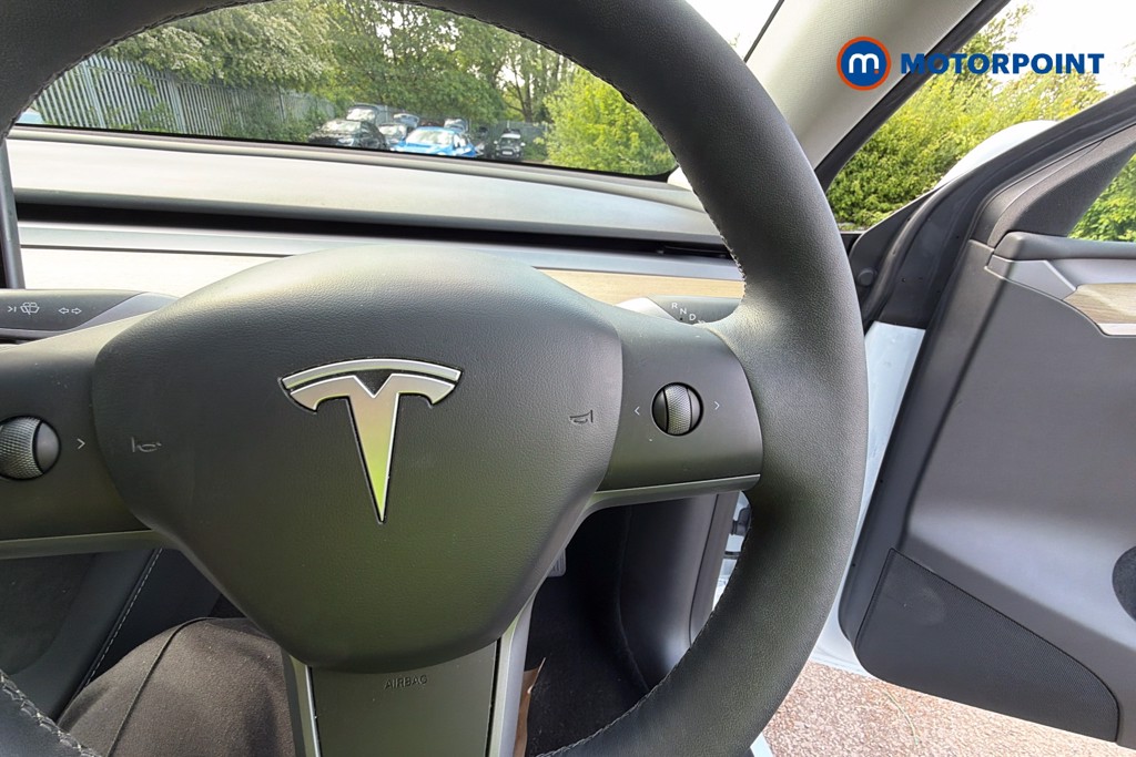 Tesla Model Y Rwd 5Dr Auto Automatic Electric SUV - Stock Number (1637048) - 4th supplementary image