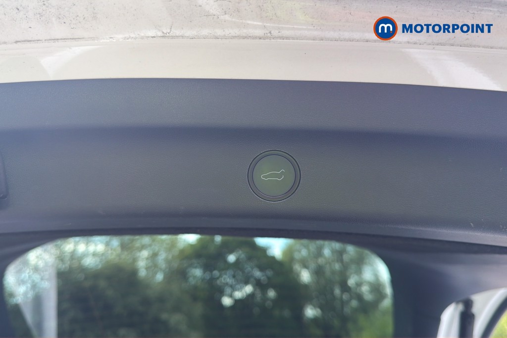 Tesla Model Y Rwd 5Dr Auto Automatic Electric SUV - Stock Number (1637048) - 35th supplementary image