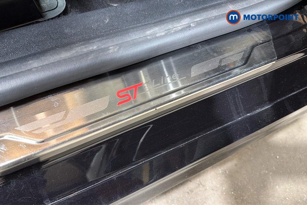 Ford Fiesta St-Line Edition Manual Petrol Hatchback - Stock Number (1637049) - 27th supplementary image