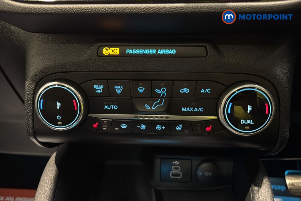 Ford Kuga Graphite Tech Edition Automatic Petrol-Electric Hybrid SUV - Stock Number (1637382) - 12th supplementary image
