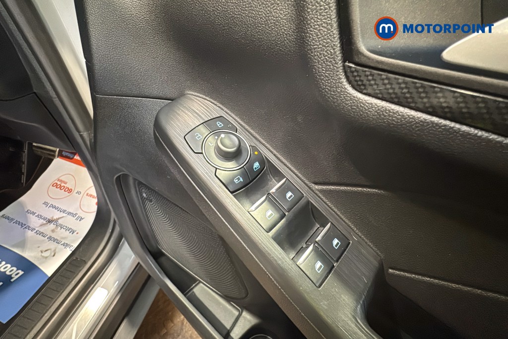 Ford Kuga Graphite Tech Edition Automatic Petrol-Electric Hybrid SUV - Stock Number (1637382) - 20th supplementary image