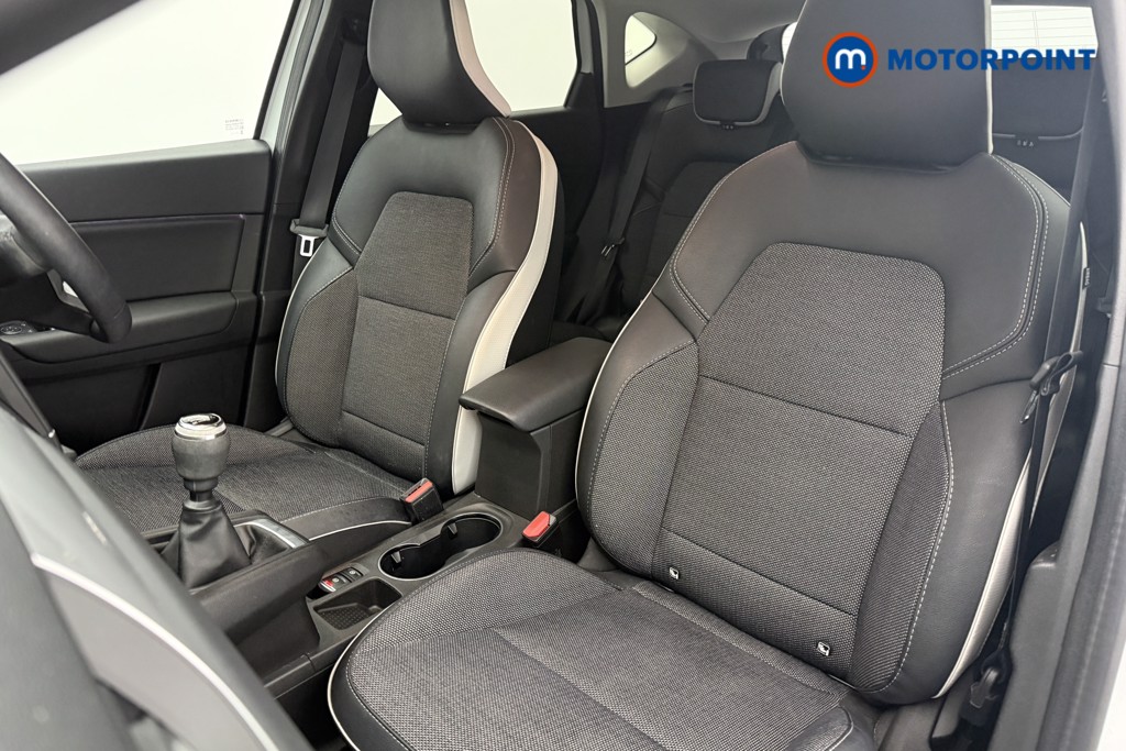Renault Captur Se Edition Manual Petrol SUV - Stock Number (1638065) - 3rd supplementary image