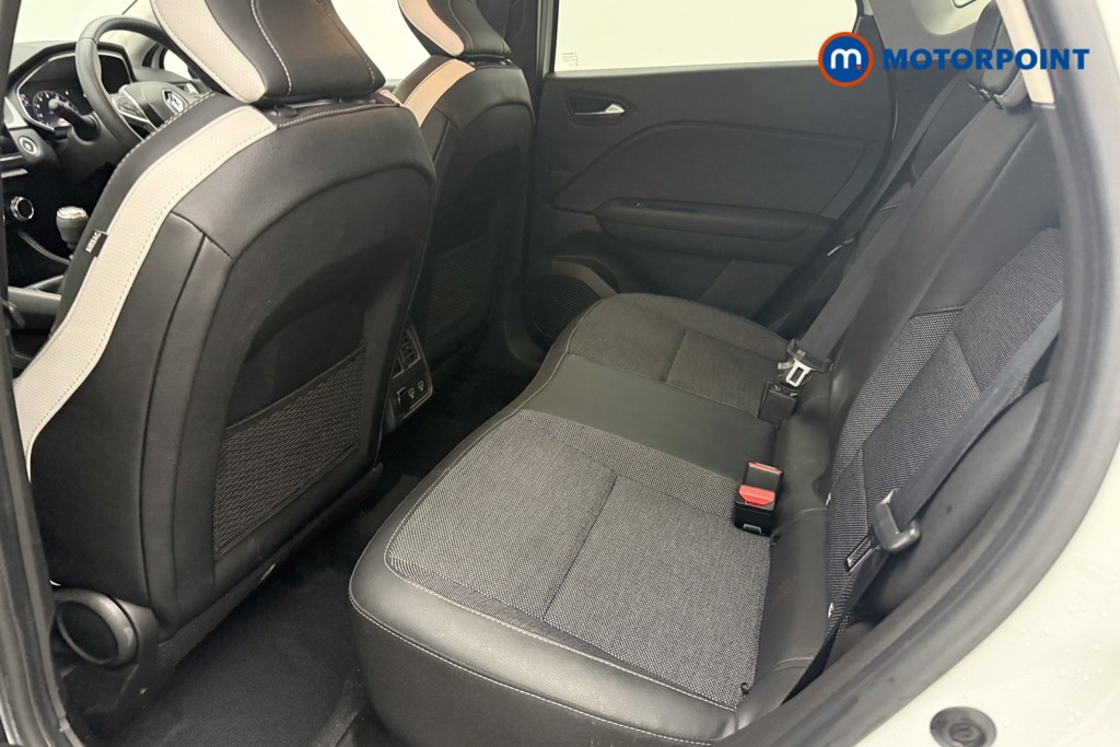 Renault Captur Se Edition Manual Petrol SUV - Stock Number (1638065) - 4th supplementary image