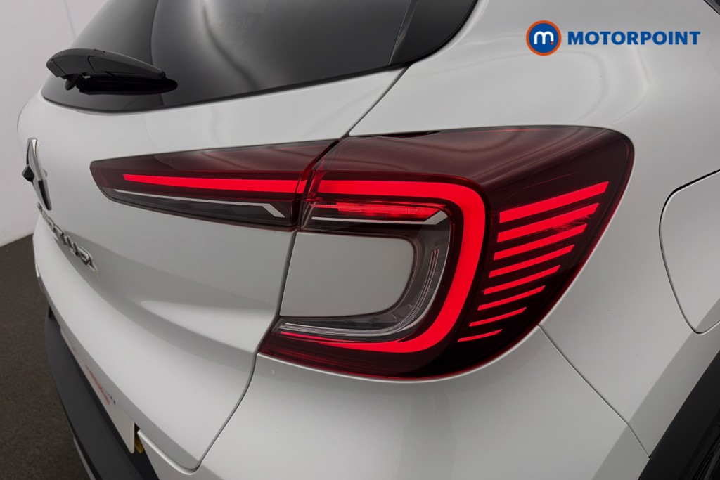 Renault Captur Se Edition Manual Petrol SUV - Stock Number (1638065) - 19th supplementary image