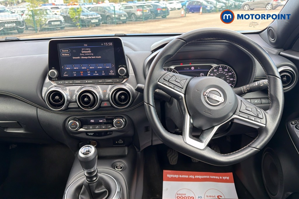 Nissan Juke N-Connecta Manual Petrol SUV - Stock Number (1638168) - 2nd supplementary image